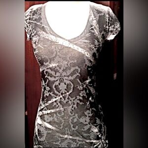 American Age Graphic V-Neck R-Shirt